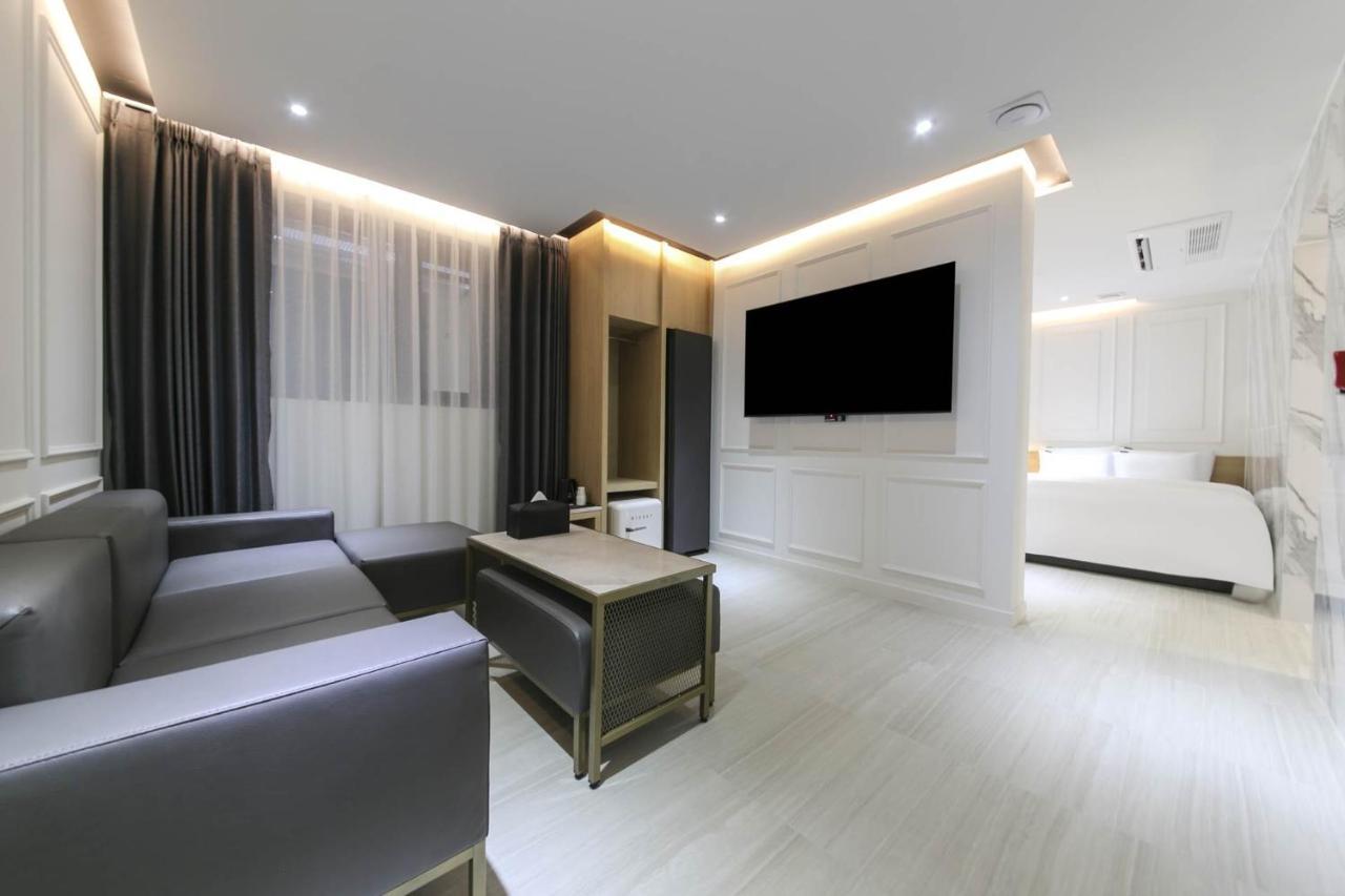Brown Dot Hotel Pyeonghwa Plaza Mokpo Exteriér fotografie