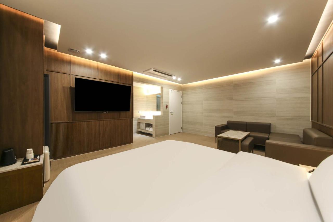 Brown Dot Hotel Pyeonghwa Plaza Mokpo Exteriér fotografie