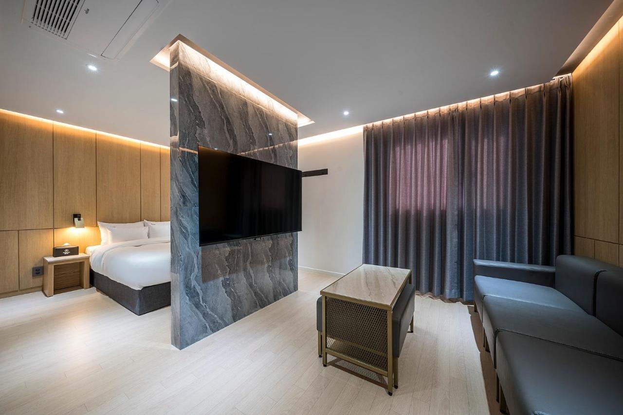 Brown Dot Hotel Pyeonghwa Plaza Mokpo Exteriér fotografie