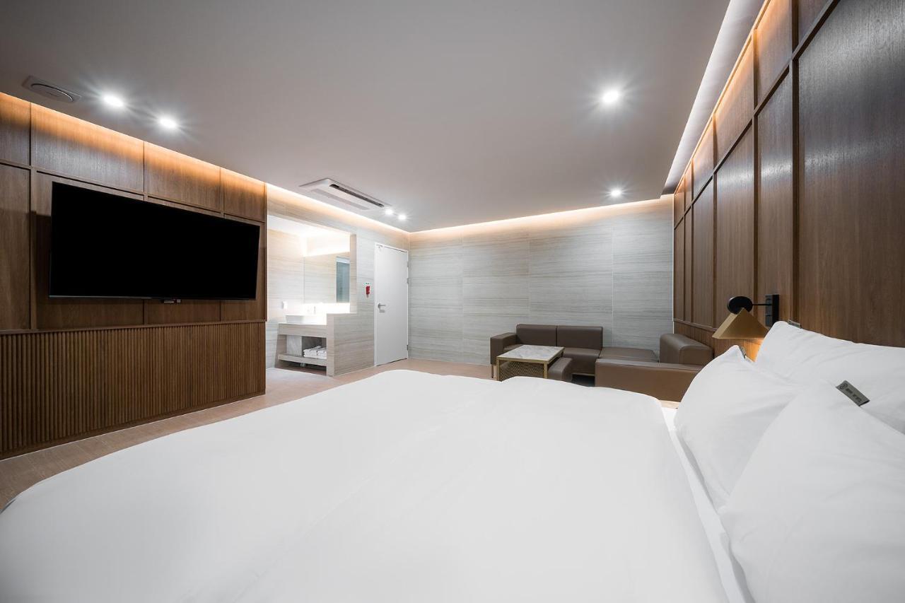 Brown Dot Hotel Pyeonghwa Plaza Mokpo Exteriér fotografie